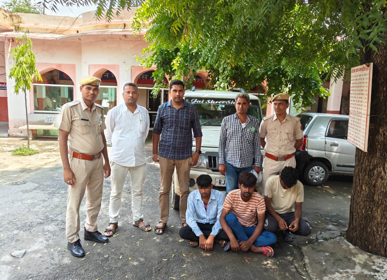 Three accused arrested for making false story of Bolero theft to raise fake claim, Dausa News in Hindi mastram